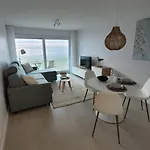 Zeezicht By Qua-lyne Ostende