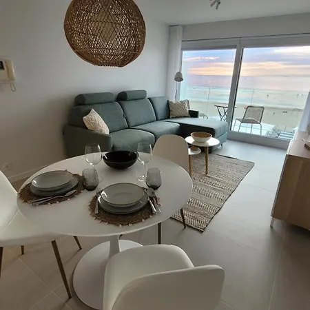 Zeezicht By Qua-lyne Apartment