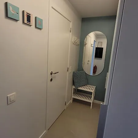 Zeezicht By Qua-lyne * Ostend