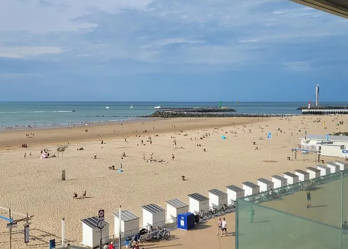 Zeezicht By Qua-lyne Apartment