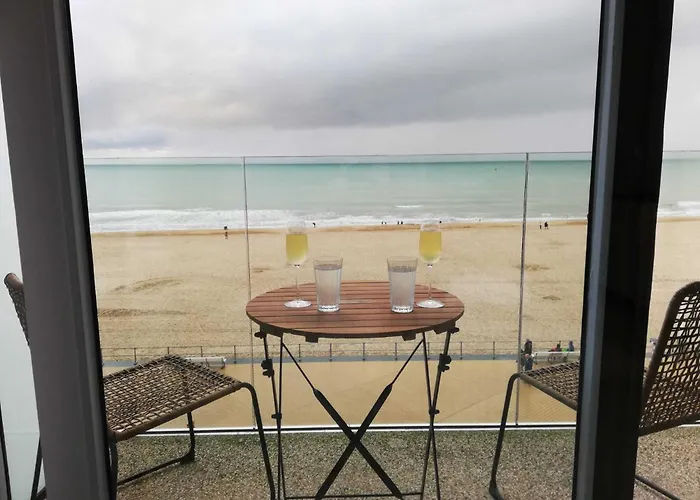 Lägenhet Zeezicht By Qua-lyne